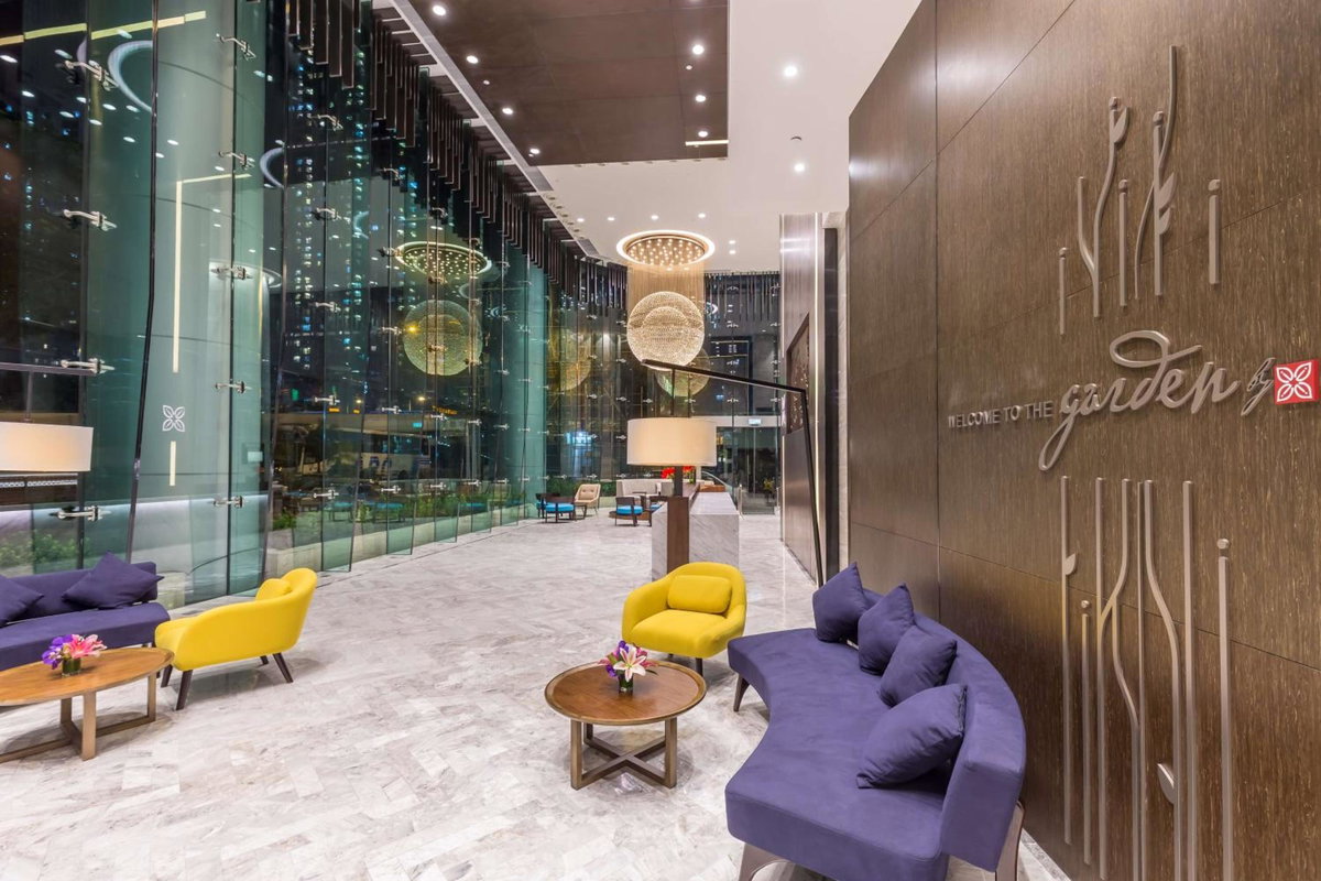 Отель · Hilton Garden Inn Hong Kong Mongkok, Гонконг