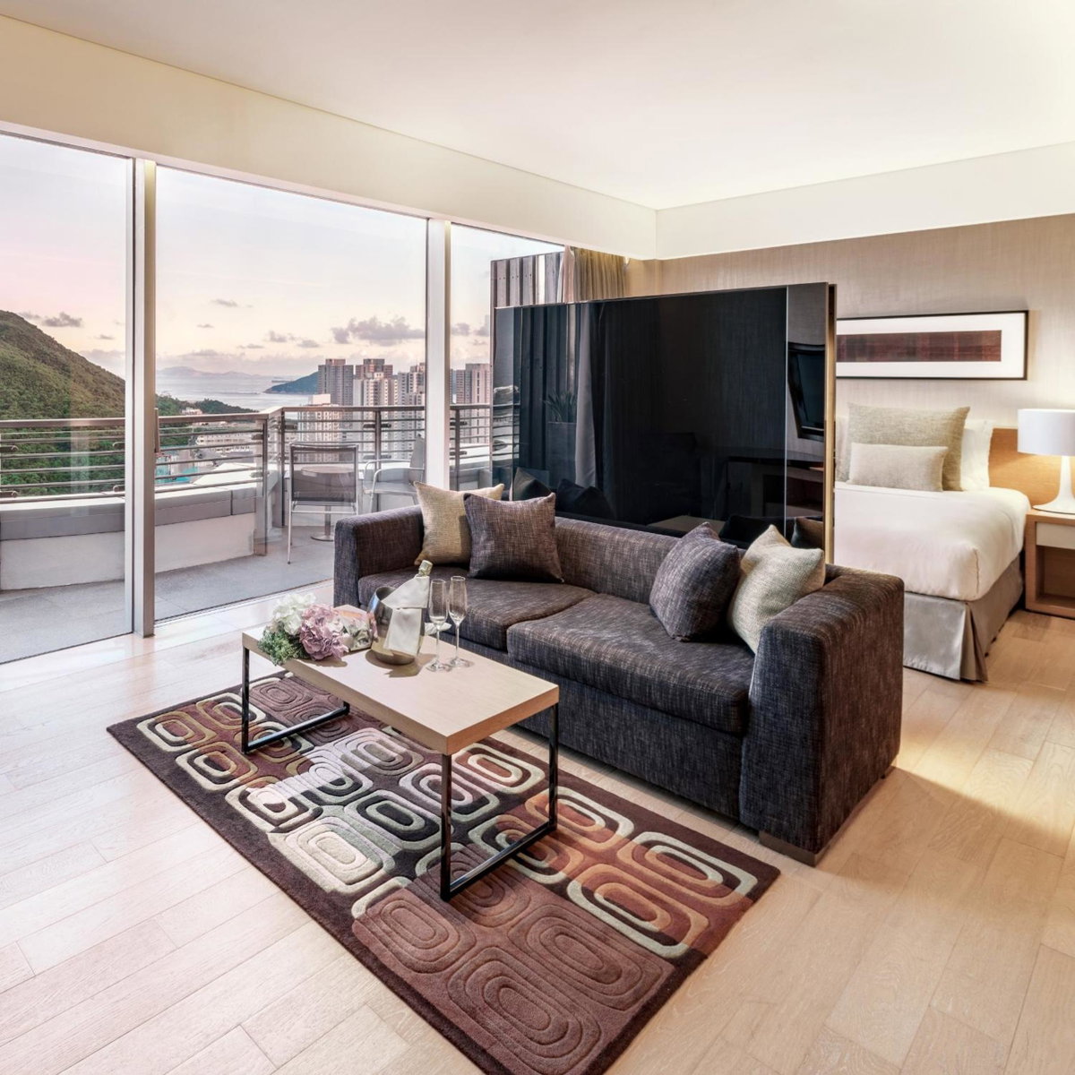 Nina Hotel Island South, Hong Kong
