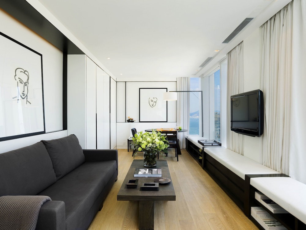 The Jervois, Hong Kong