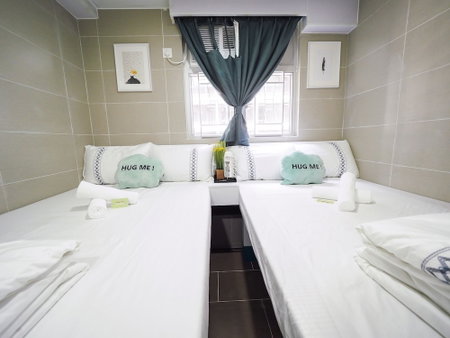 Smiley Inn, Kowloon, Hong Kong