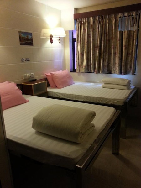 Maple Leaf Guest House, Kowloon, Hong Kong