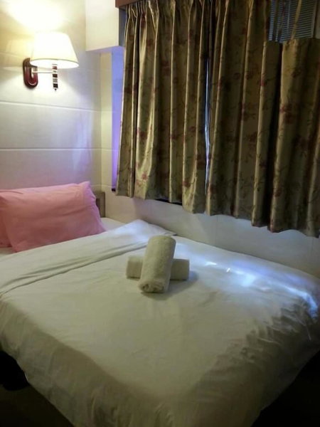 Maple Leaf Guest House, Kowloon, Hong Kong