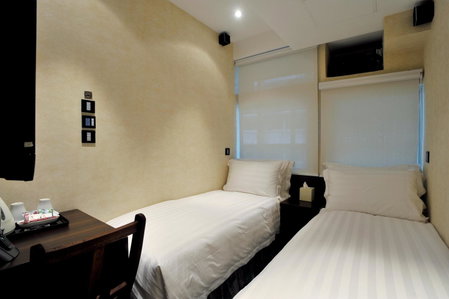 Mingle With The Star, 香港, 香港