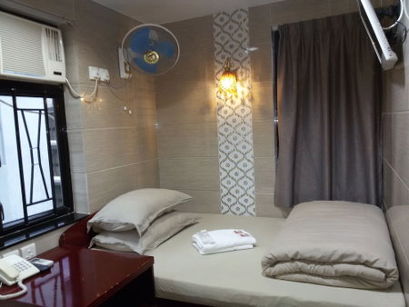 Tom's Guest House, Kowloon, Hong Kong