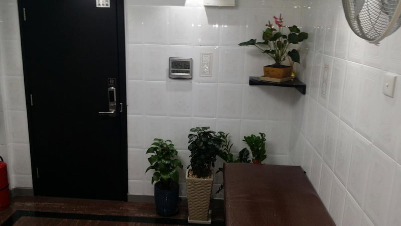 Tom's Guest House, Kowloon, Hong Kong