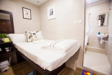 Smiley Inn, Hong Kong, Hong Kong