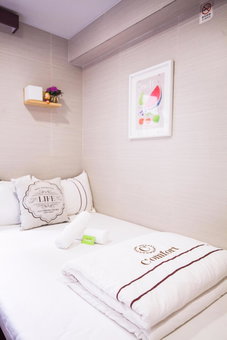 Smiley Inn, Hong Kong, Hong Kong