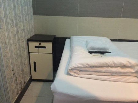 KK Hotel - Hostel - 24 hrs Reception in Flat C2 , Tsim Sha Tsui Building, 83-97 Nathan Road, Tsim Sha Tsui, Kowloon, Гонконг, Гонконг