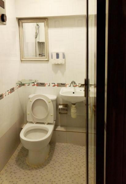New Day Night Hostel RECEPTION 24 HOUR BLOCK D CHUNGKING MANSION TSIM SHA TSUI KOWLOONN, Hong Kong, Hong Kong