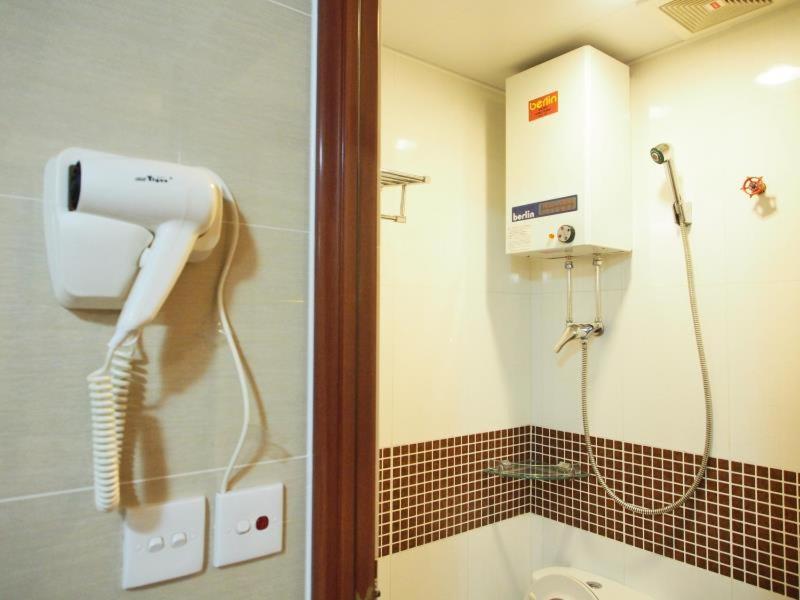 New Day Night Hostel RECEPTION 24 HOUR BLOCK D CHUNGKING MANSION TSIM SHA TSUI KOWLOONN, Hong Kong, Hong Kong