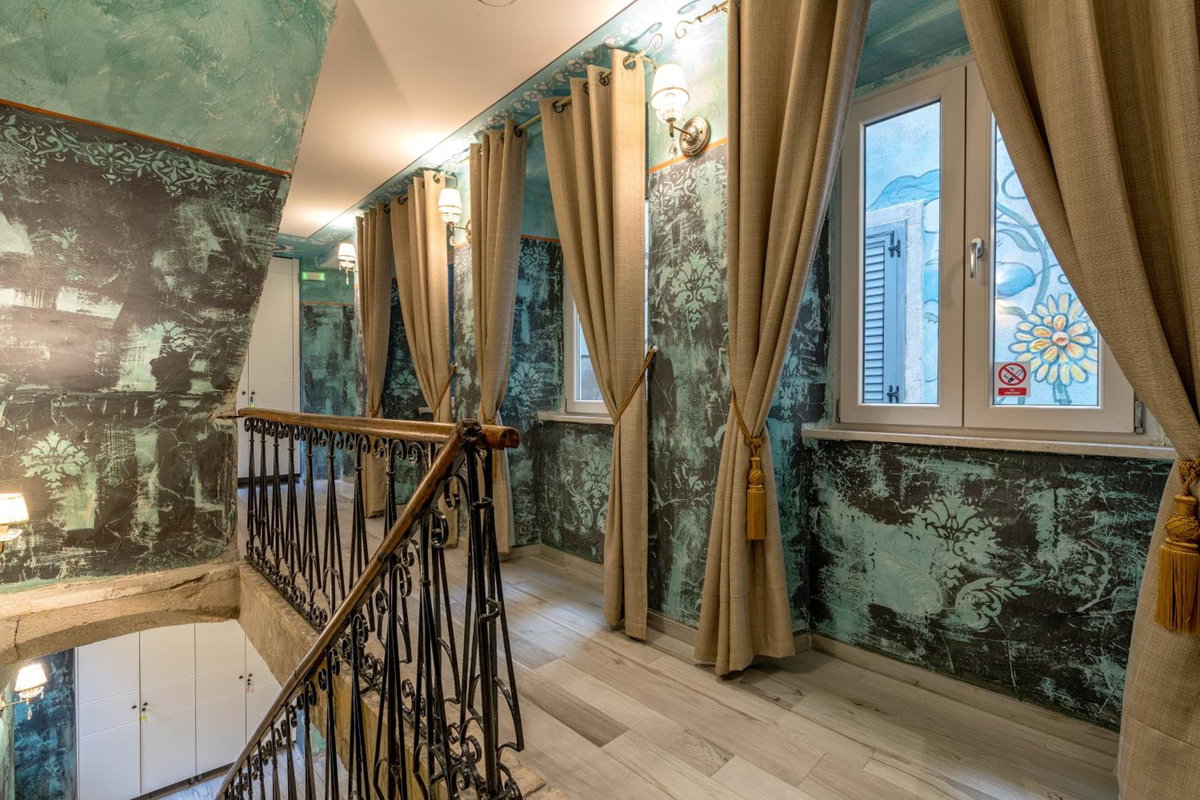Plaza Marchi Old Town - MAG Quaint & Elegant Boutique Hotels, Croatia