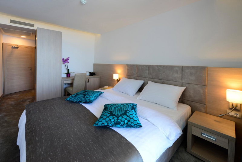 Grand Hotel Adriatic II, Rijeka, Croacia