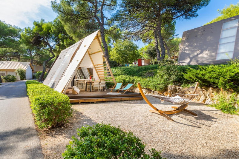 Arena One 99 Glamping, Pula, Kroatien