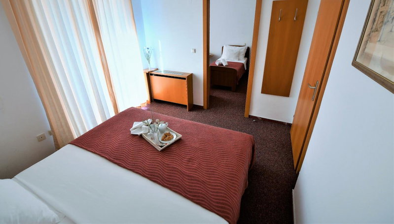 Hotel Alkar - Family Friendly Hotel with Pool in Sinj, Dalmatia, Solin, Croatie
