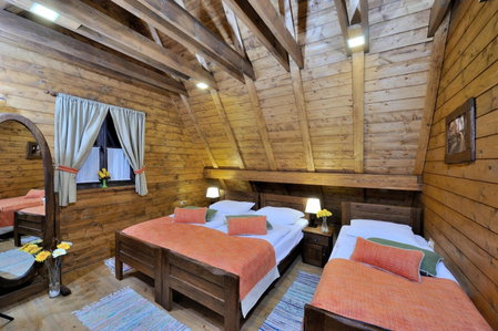 Plitvice Lakes Hotel Ethno Houses, Plitvička Jezera, Croacia