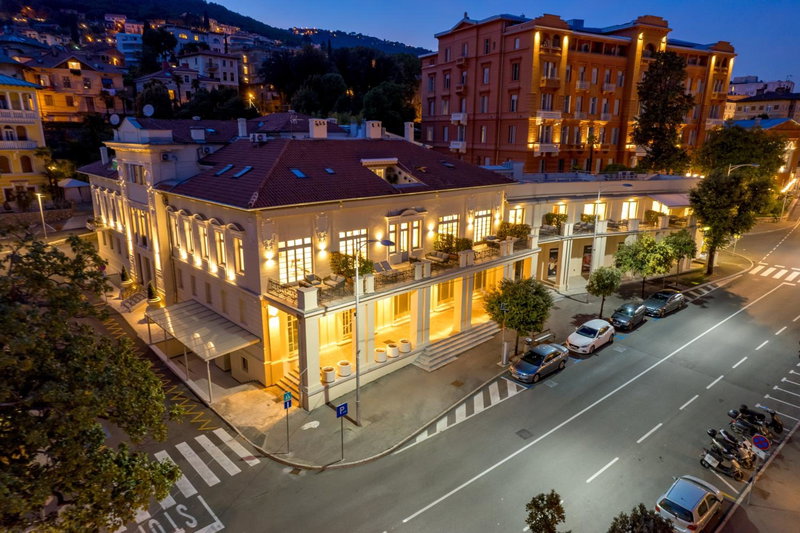 Plaza Apartments, Rijeka, Croacia