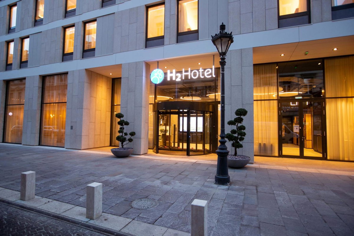 Отель · H2 Hotel Budapest, Budapest