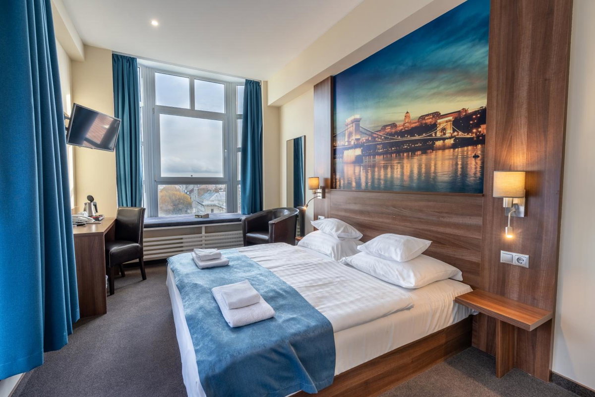 Hotel · Medos Hotel, Budapest VI. Keruelet