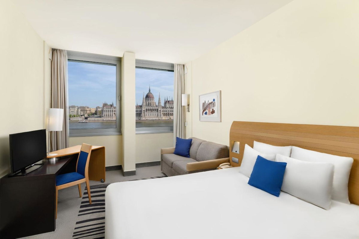 Отель · Novotel Budapest Danube, Budapest