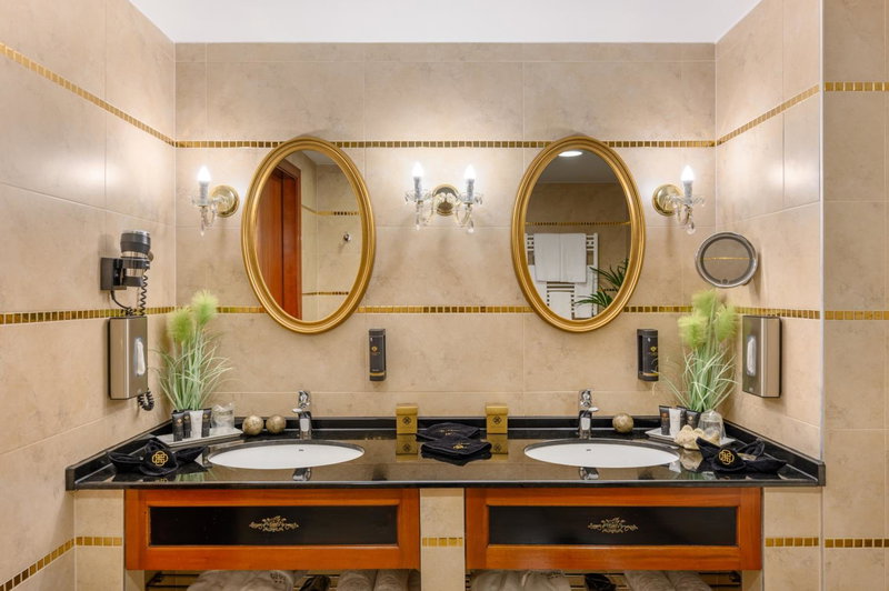 Hotel Divinus, Debrecen, Hongrie