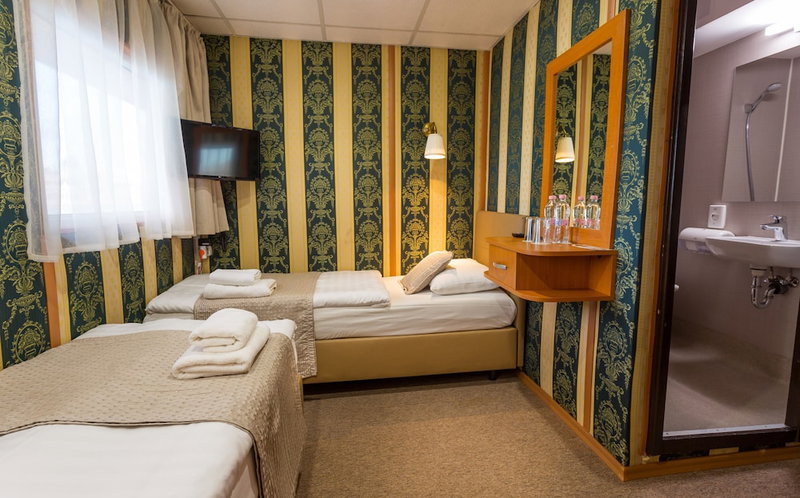 Grand Jules Boat Hotel Budapest, Budapest, Венгрия