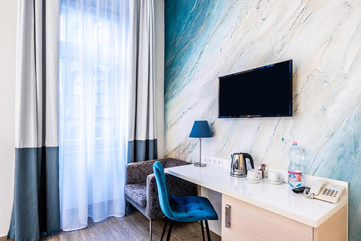 Отель · Atrium Hotel by Mellow Mood Hotels, Erzsebetvaros