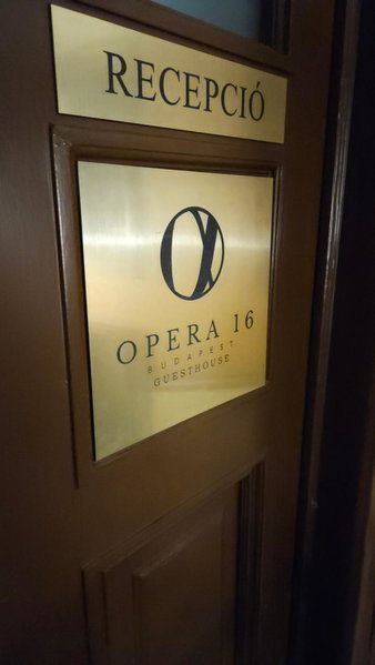 OPERA16 Guestrooms, Budapest VI. keruelet, Венгрия