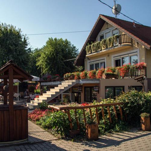 Airport Budapest Sarokhaz Panzio, Ungarn