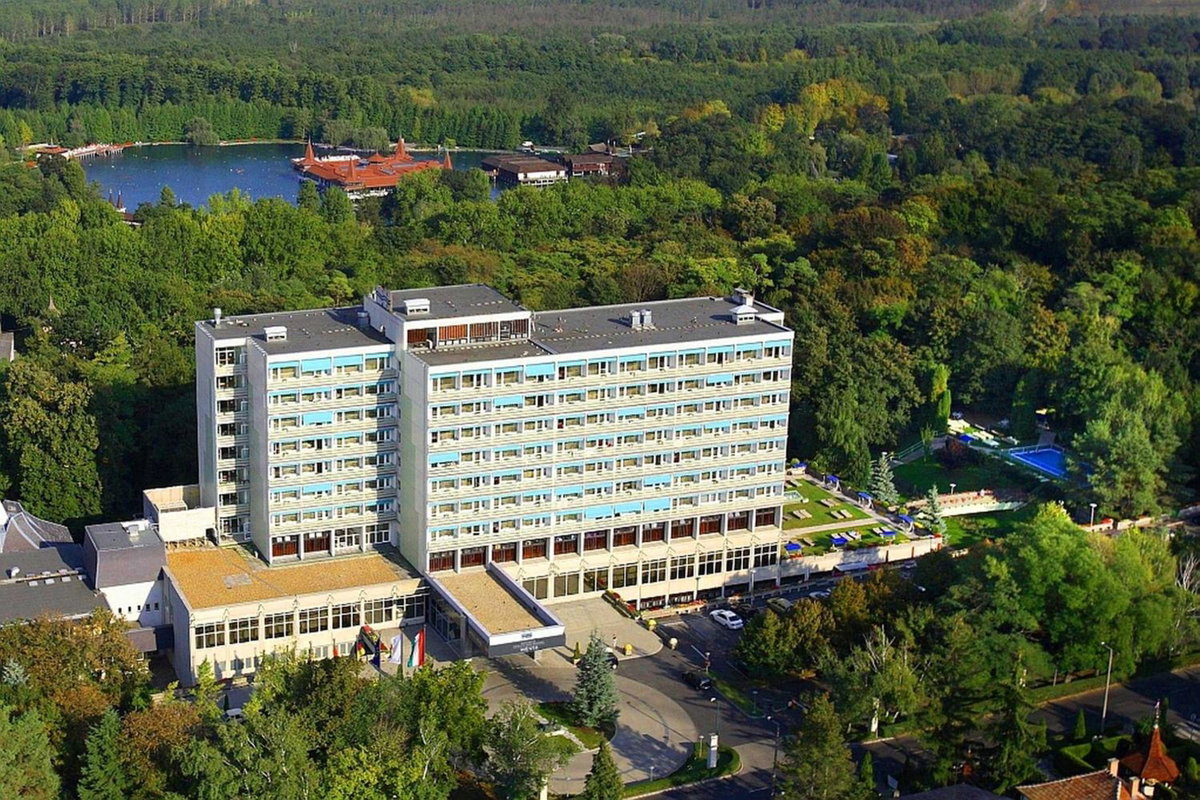 Отель · Ensana Thermal Hévíz, Keszthely
