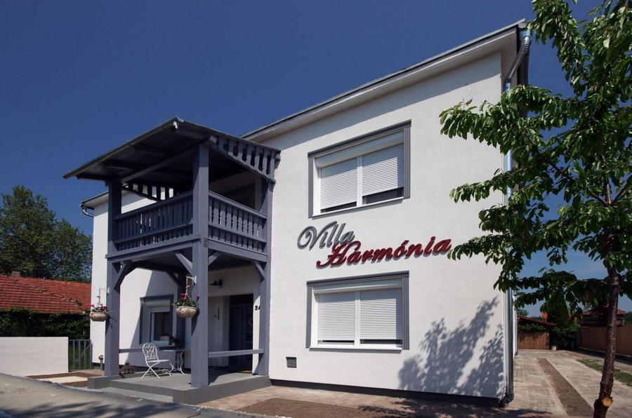 Villa Harmónia, Gyula, Венгрия