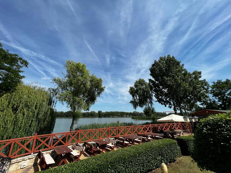 Mártoni Resort & Restaurant, Szazhalombatta, Hungary