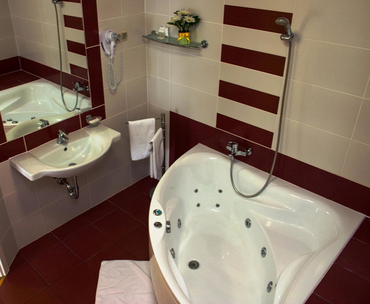 Calimbra Wellness Hotel Superior, Miskolc, Венгрия