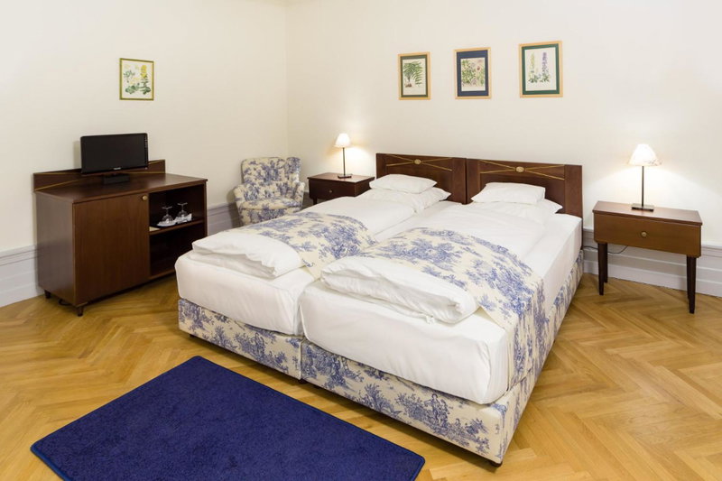 Károlyi Kastély Hotel & Restaurant, Varpalota, Hungary