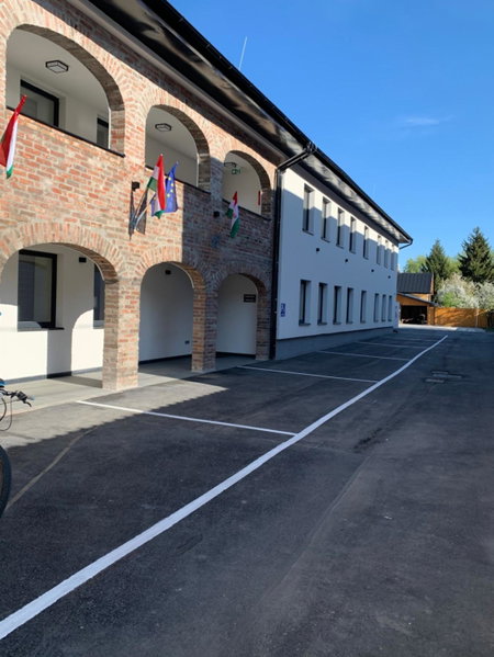 M70 Apartmanház, Miskolc, Венгрия