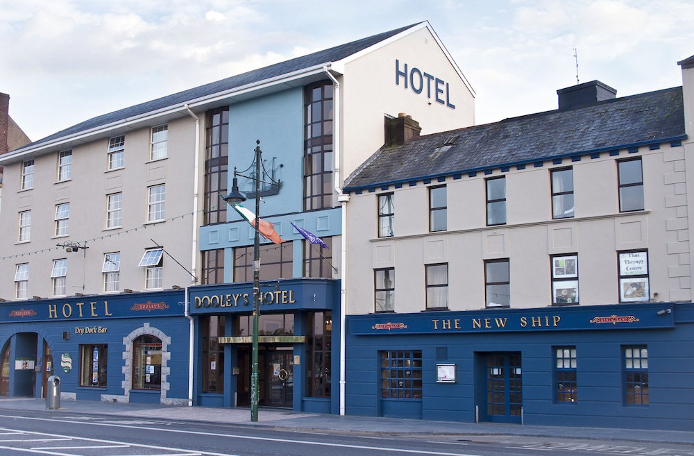 Hotel · Dooleys Hotel Waterford City, Waterford
