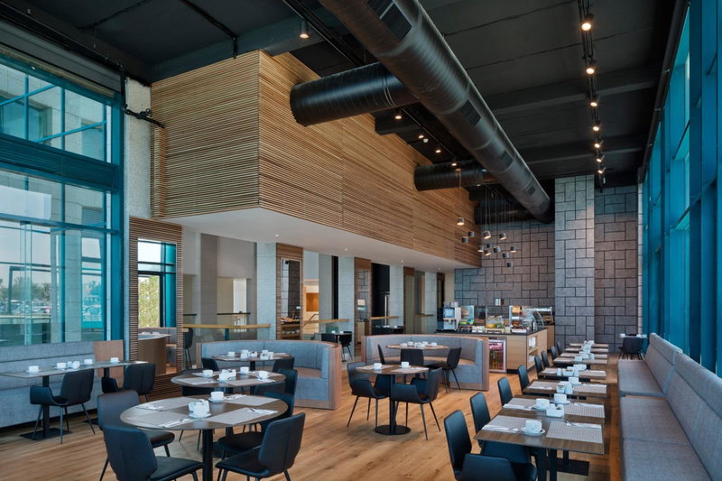 Herbert Samuel Okeanos Suites Herzilya, Herzliya, Израиль