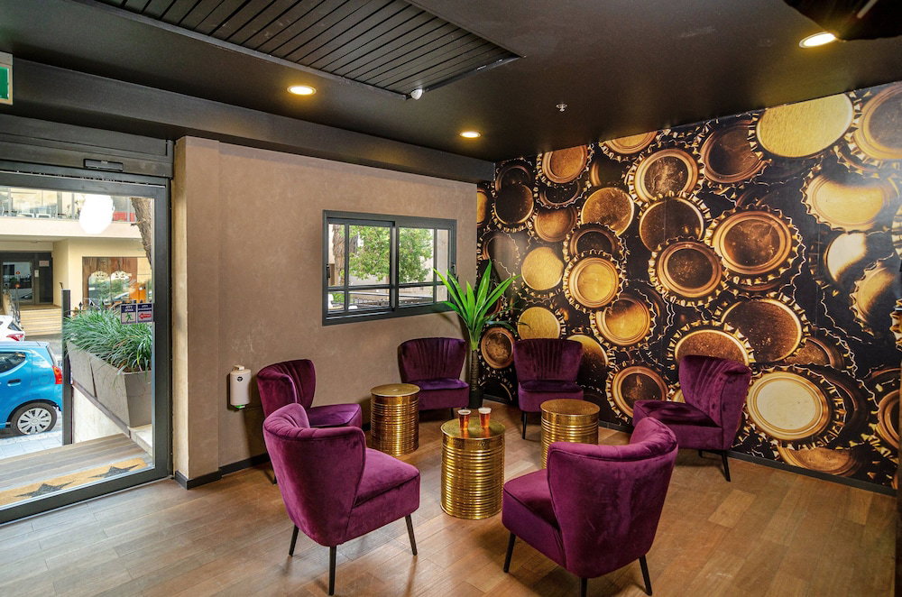 Hotel · Beer Garden Hotel, Tel Aviv