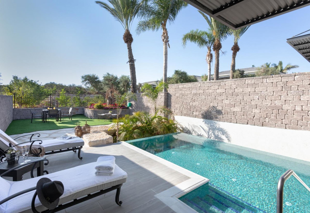 Dream Island Spa & Health Resort, Israel