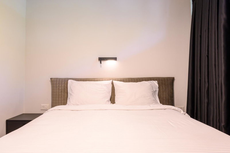 Rokah Luxury Villa at Ramat HaHayal, Bnei Brak, Israel