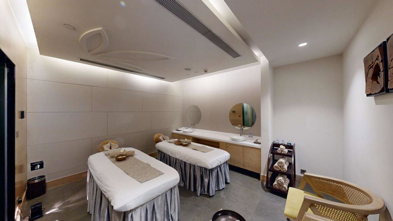 Radisson Gurugram Udyog Vihar, Gurgaon, Индия