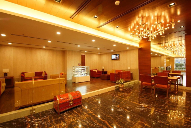Dolphin Hotel, Gajuwaka, Индия