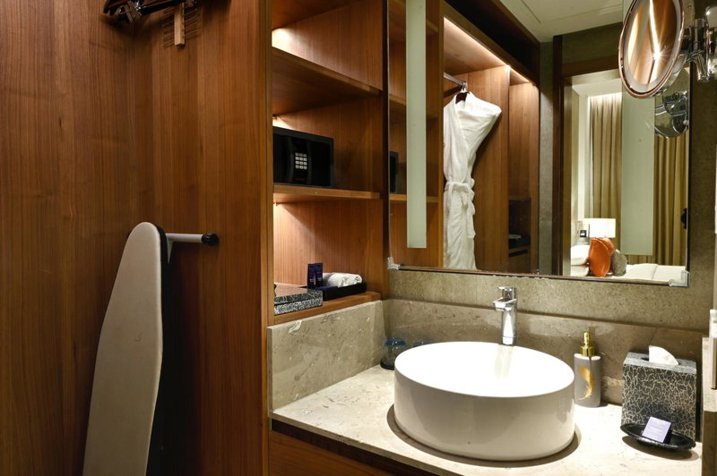 Vivanta Kolkata EM Bypass, Kolkata, Индия