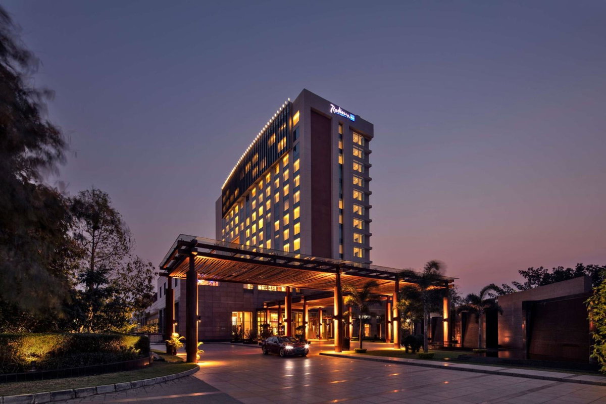 Hotel · Radisson Blu Hotel Guwahati, North Guwahati
