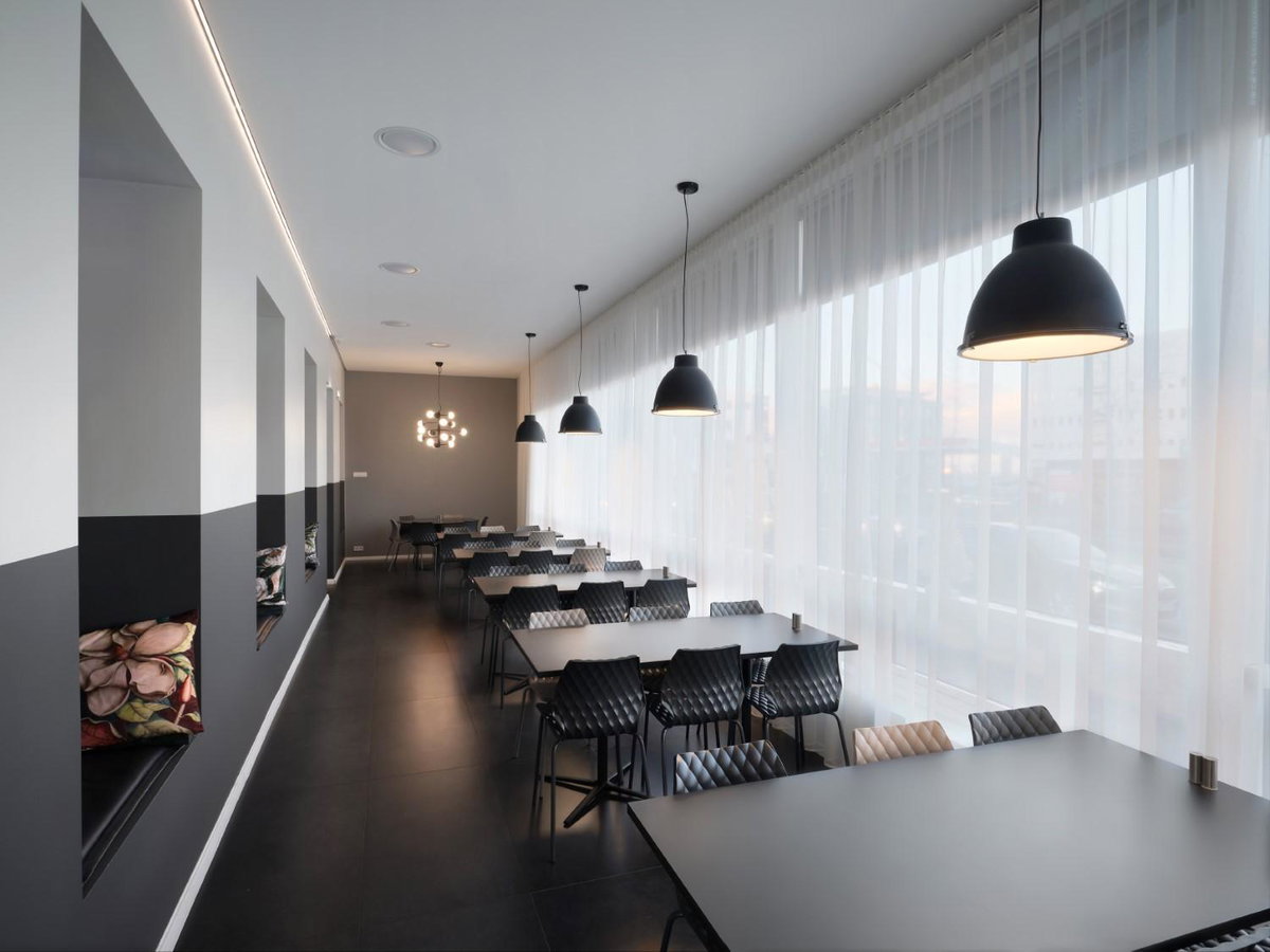 Отель · Hotel Cabin, Reykjavík
