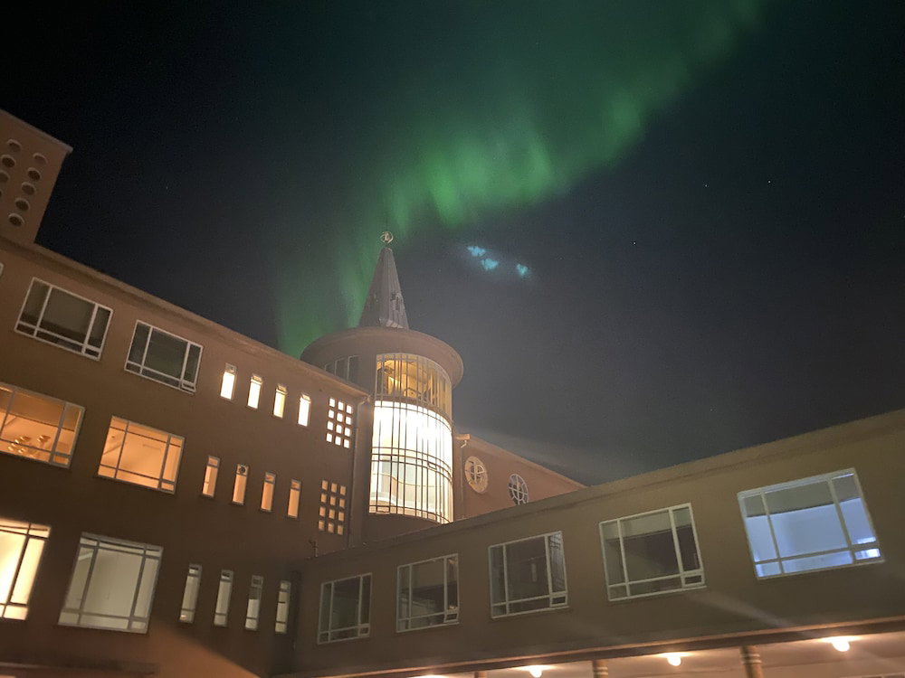Hostel B47, Исландия