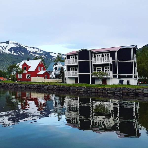 Við Lónið Guesthouse, Seyðisfjörður, Iceland
