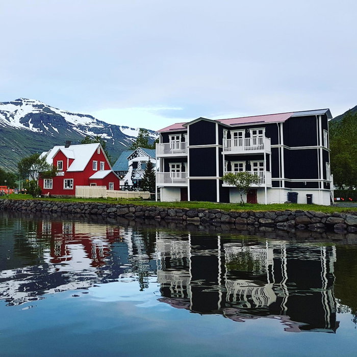 Við Lónið Guesthouse, Seyðisfjörður, Iceland