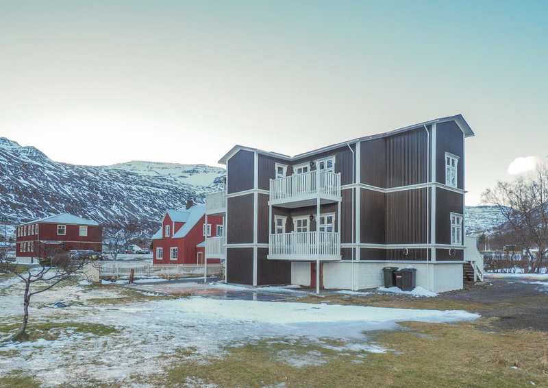 Við Lónið Guesthouse, Seyðisfjörður, Iceland