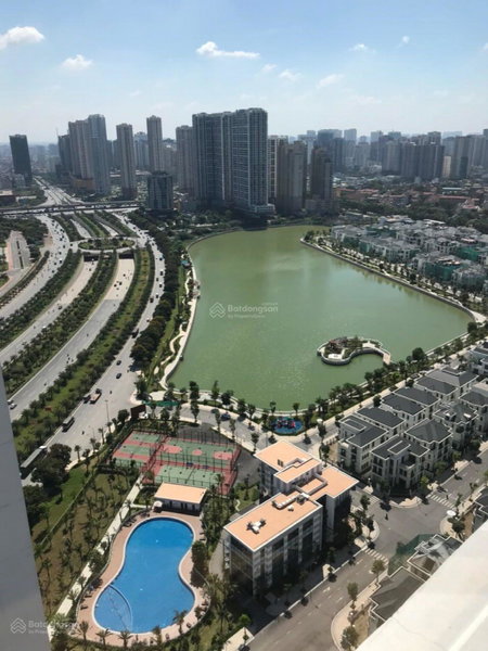 Apartment for rent in Ha Dong, Vietnam · Vinhomes Green Bay Me Tri · 2 rooms, 2 baths
