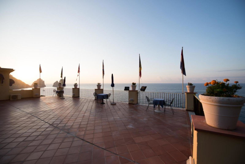 Hotel Weber Ambassador, Capri, Италия
